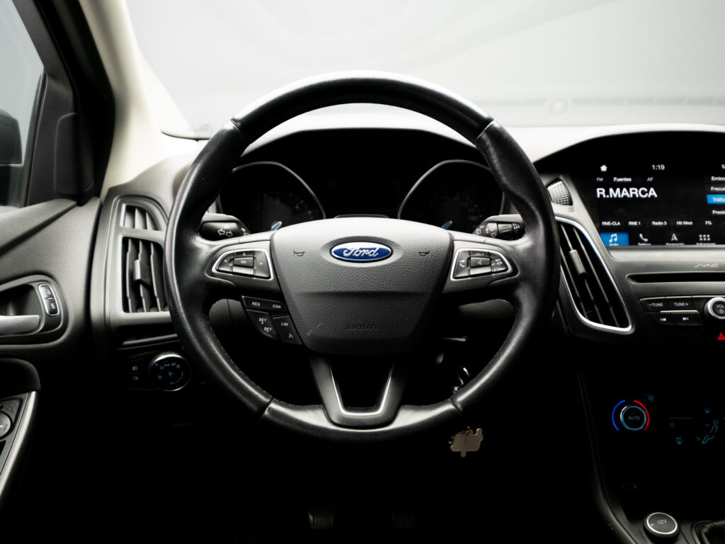 Equipamiento de Ford Focus