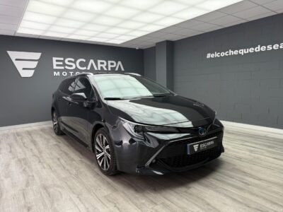 Foto exterior Toyota Corolla 2.0 180H ADVANCE LUXURY ECVT