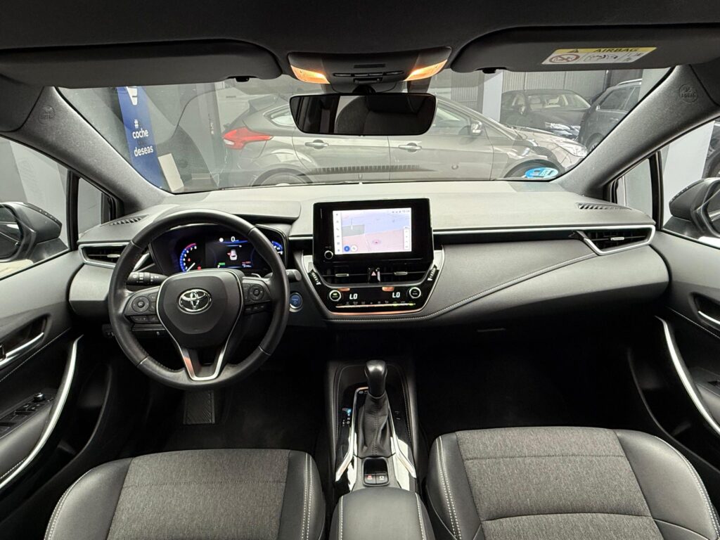 Equipamiento de Toyota Corolla