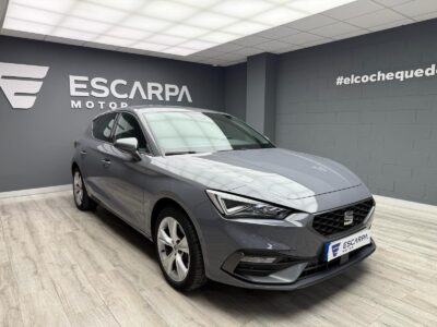 Foto exterior Seat León 1.4 eHybrid DSG6 SS FR XL Vision