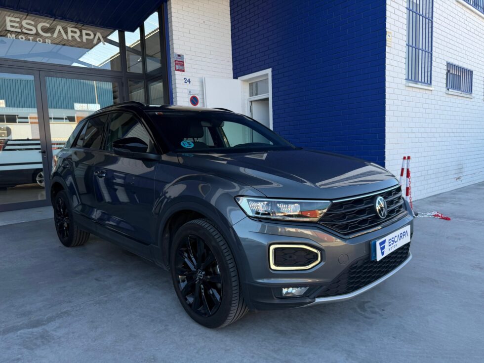 Foto de Volkswagen T-Roc Sport 1.5 TSI